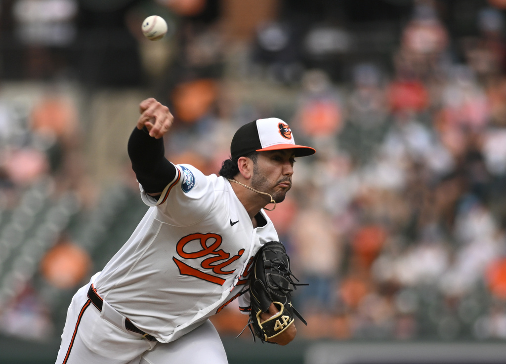 MLB(影)／最有創意寶寶性別揭曉！金鶯菜鳥投手在比賽中為哥嫂公布答案