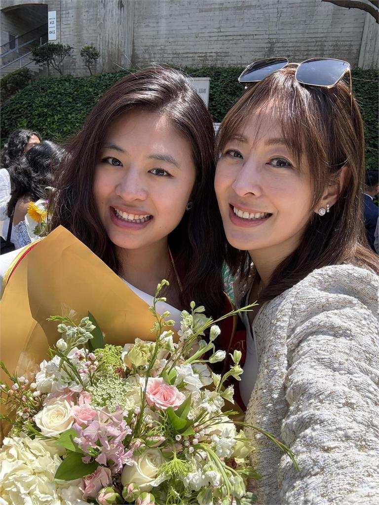 賈永婕長女赴美攻讀雙碩士！未來志向竟「沒利潤」淚喊：等妳回來接棒