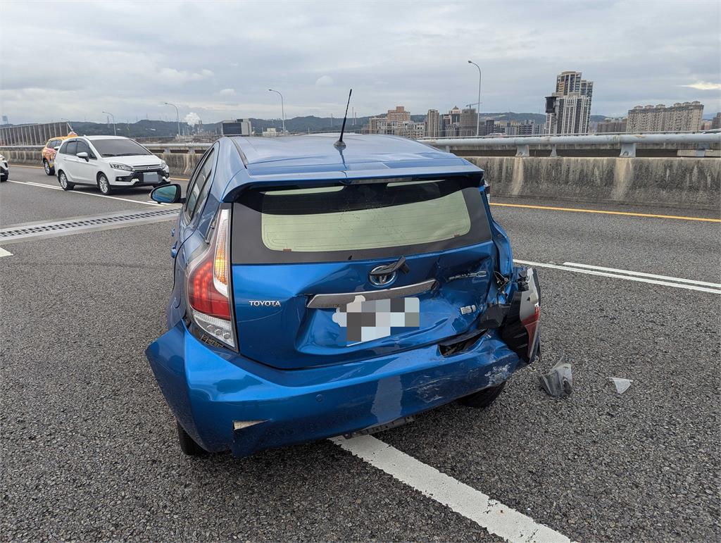 林亮君國道才出車禍!隔2天八炯遭追撞畫面曝光…網驚:毛毛的