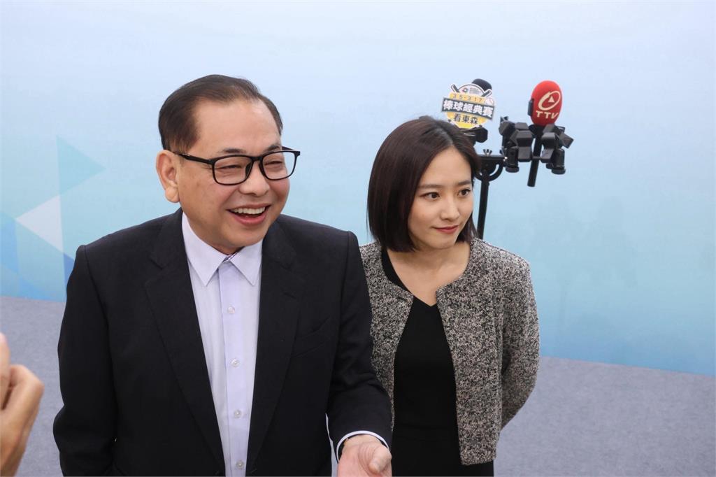 快新聞／藍營內鬥？搶參選新竹縣長　陳見賢陣營批徐欣瑩 「這件事」