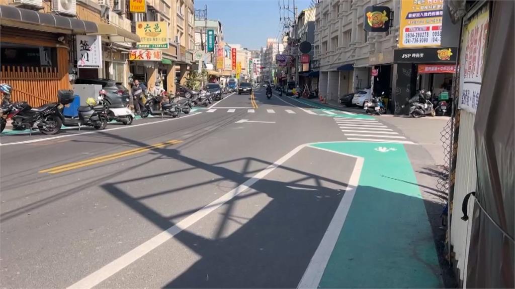 彰化大埔路新標線劃「行人專用道」 路幅小、違停車多阻通行仍有隱憂