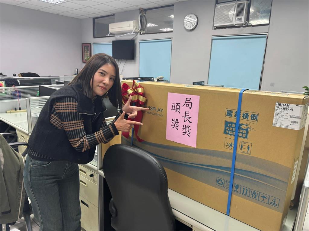 快新聞/性騷?基市警局長遭爆尾牙「磨蹭女警臉頰」 警政署出手要查了