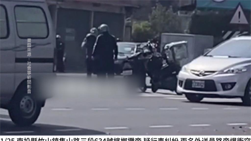 疑行車糾紛　台3線2騎士停槽化線互相叫囂