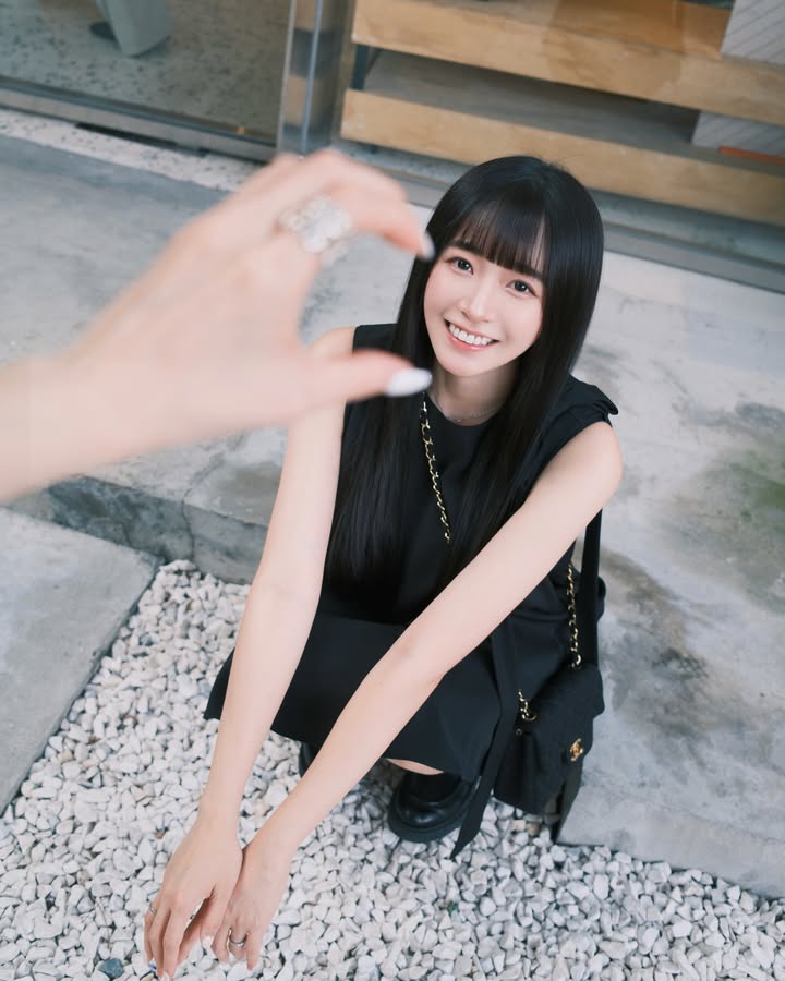 前反骨正妹才剛當二寶媽2年！突宣布「確診乳癌」老公、媽媽全哭了