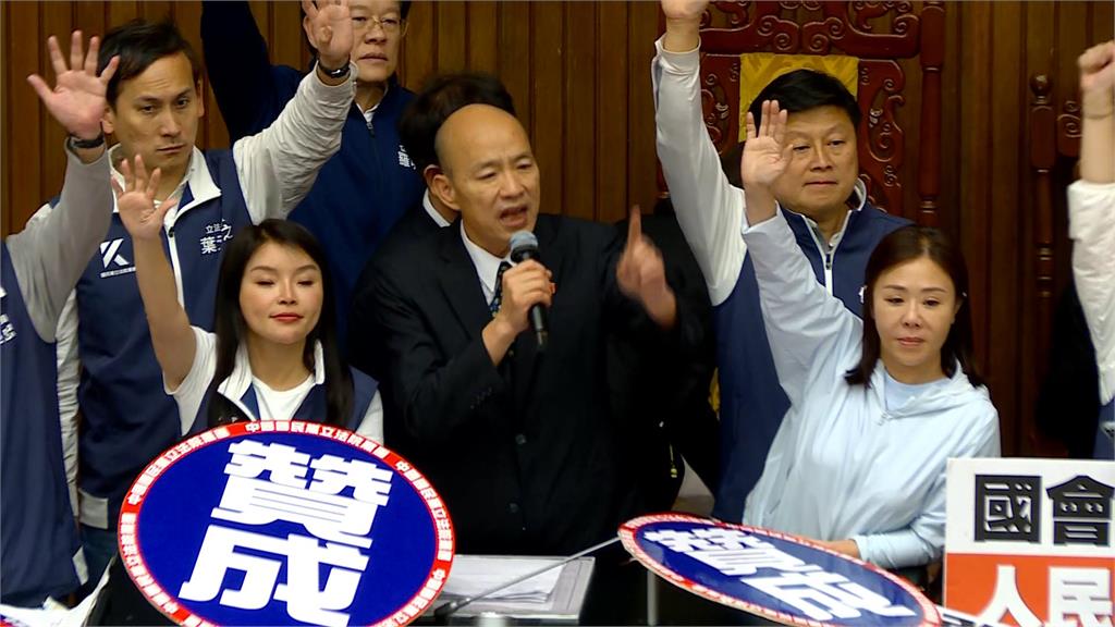 立院審查衝突不斷「多位立委送醫」　綠營要求停止議事
