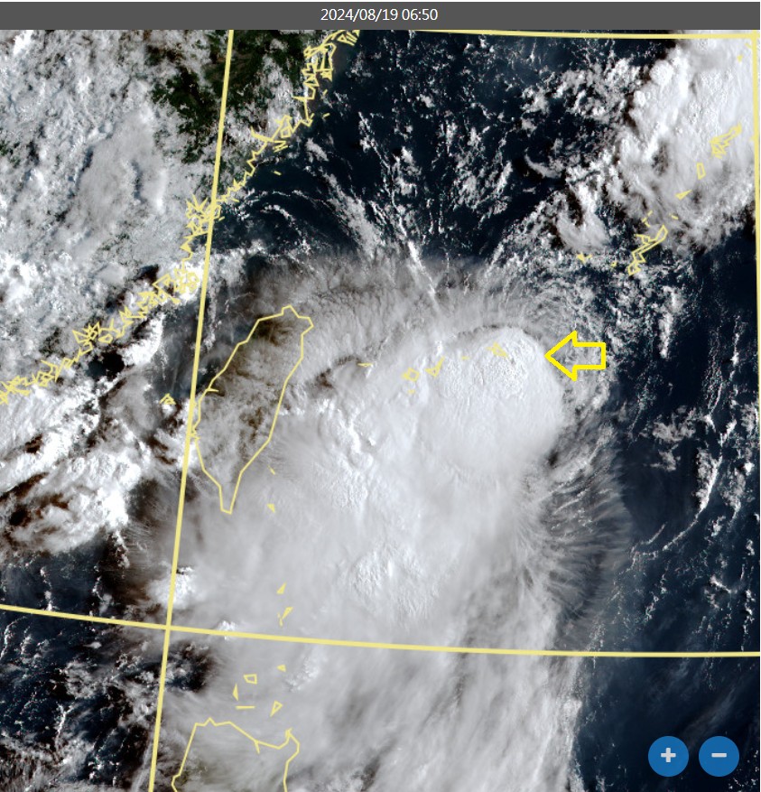 台灣旁邊長出颱風！鄭明典1圖揭「雲雀對台影響」…這情況不妙：垂直風切稍強