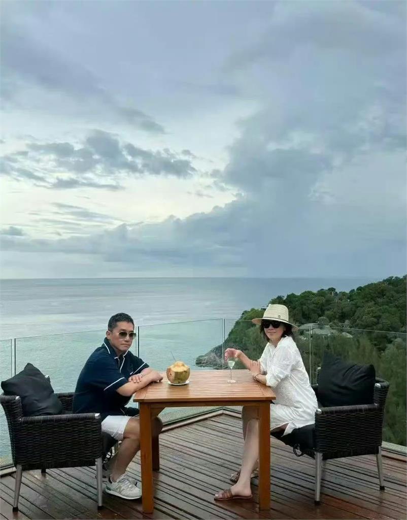 梁朝偉罕見放閃 驚爆劉嘉玲私下真面目 「不要亂講話」