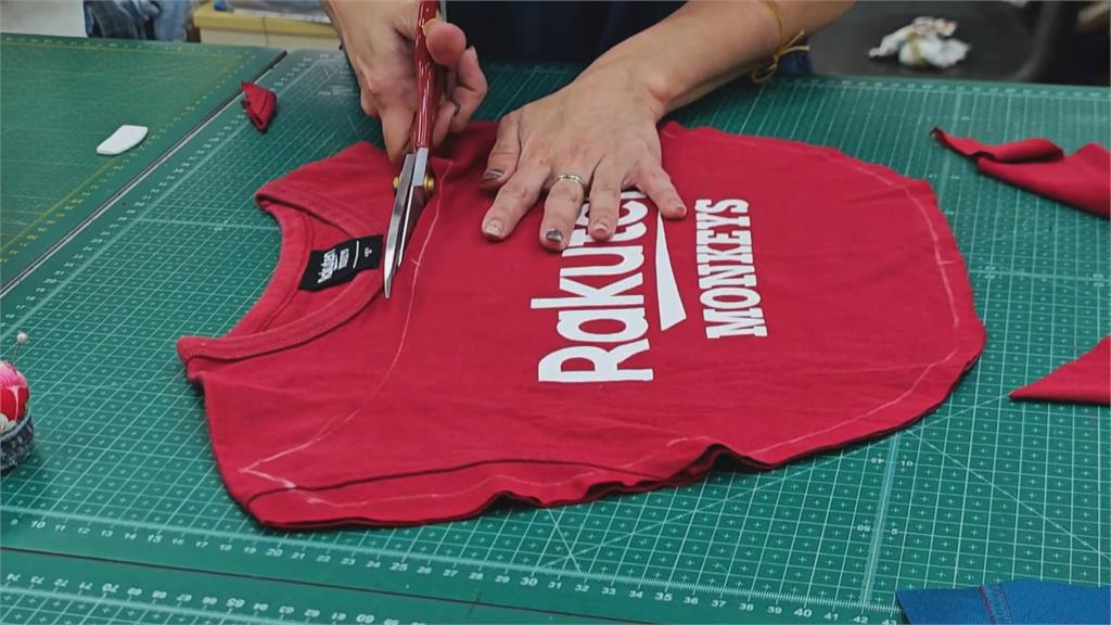 舊衣變身！　桃園環保局攜手樂天職棒　募集球衣送愛心