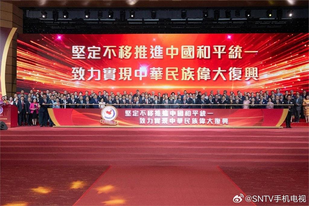 觸「吳斯懷條款」全台首例!退將赴中「陪唱中國國歌還起立」被統戰下場慘