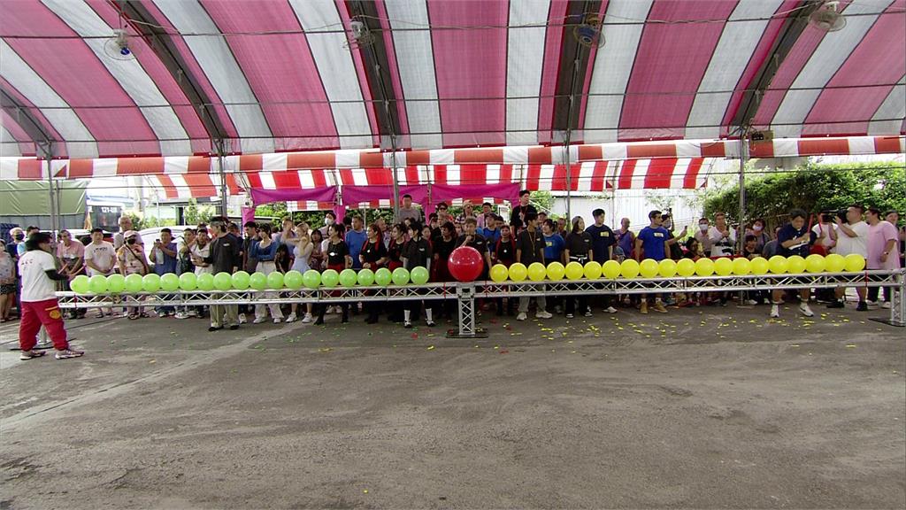 胡瓜挑戰誇下海口「我十秒完成」!下一秒直接摔在郭忠祐身上