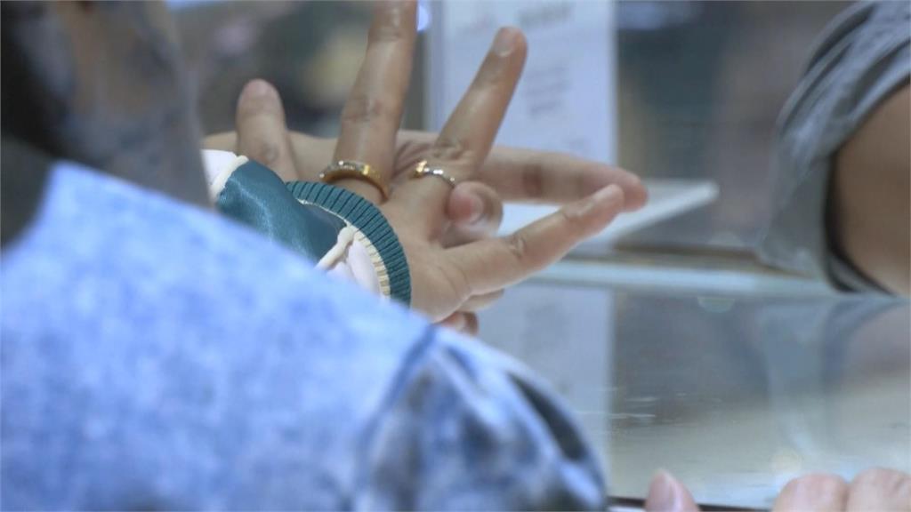 美徵印尼32%對等關稅　黃金銷售重量翻3倍