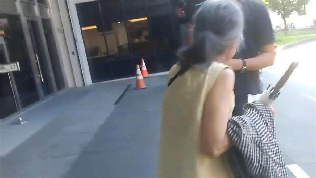 學乖了? 北捷被踹婦人再現身 民眾直擊"坐一般座"