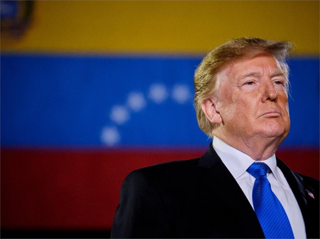 美國突襲委國「神速活捉馬杜洛」!財經網美暗示:不長眼的打台灣會被斬首吧