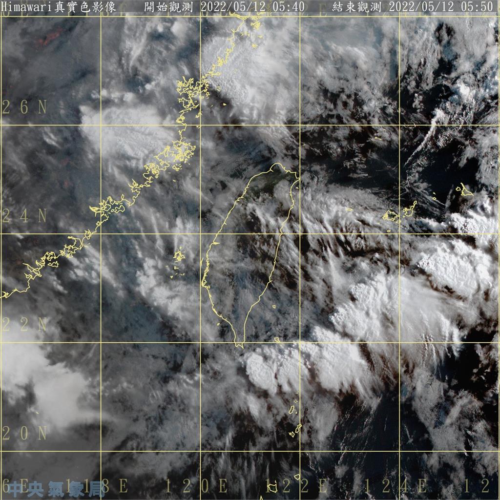 不一定要等到「午後」！中部以北防雷雨　鄭明典：山區對流發展機率高