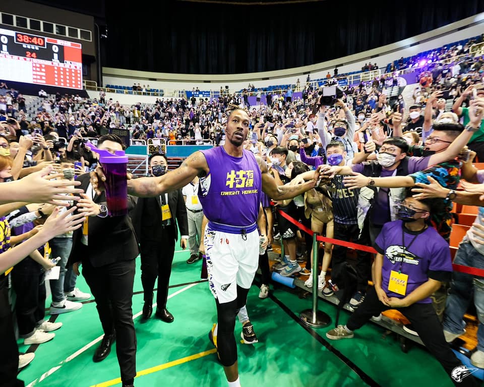 「魔獸」想回NBA了!想幫「這隊伍」奪冠曝原因 「魔獸」想回NBA了!親喊樂意幫西區「這隊伍」奪冠:我喜歡他