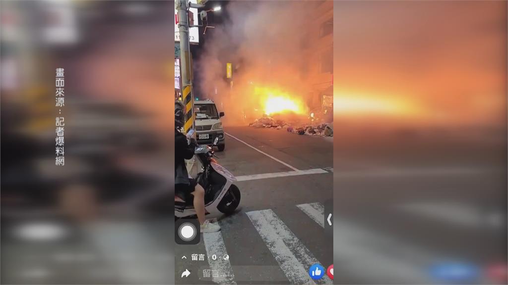 台南廢家具堆置場暗夜惡火 火勢迅速擴散幸無人傷亡