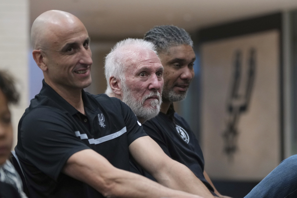 NBA(影)/馬刺「波總」中風後首度亮相 不再帶兵華麗轉身成球隊「老大」