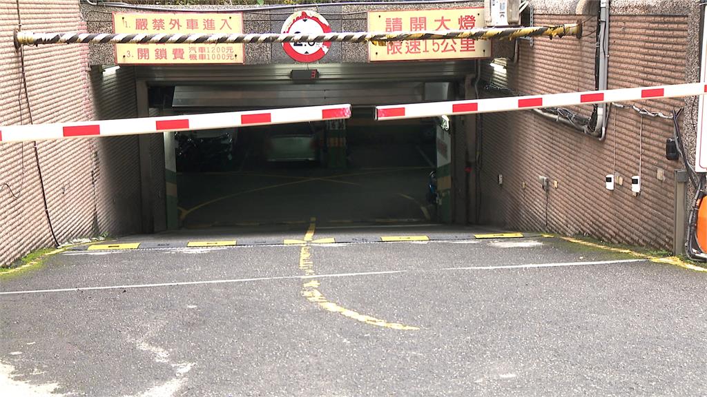 驚！　陌生男藏刀　尾隨住戶闖社區地下停車場