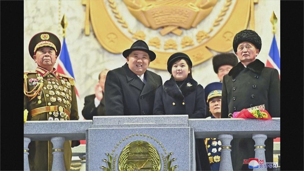 北朝鮮今年第5度發射飛彈　她接班？金正恩又秀寶貝二女兒