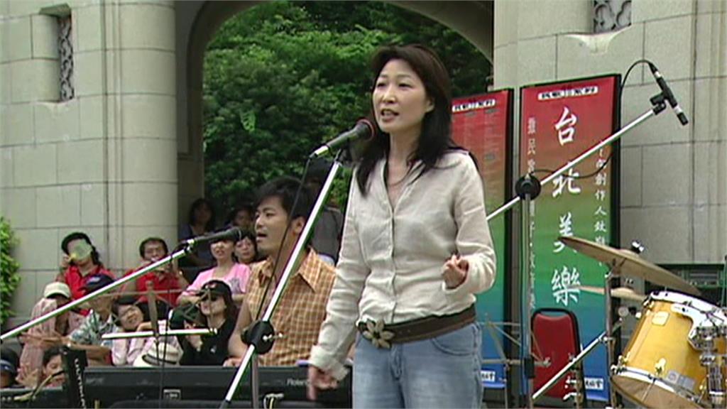 歌手鄭華娟妹遭違規巴士撞死　在臉書批司機從未道歉