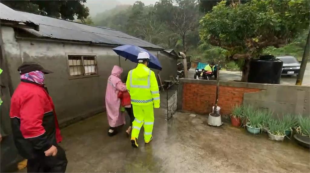 強颱康芮來襲宜花東拉警報　國軍進駐守護民眾安全