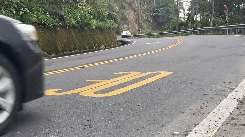 小心阿里山「龜速檢舉車」 疑刻意減速誘超車卻無法可罰