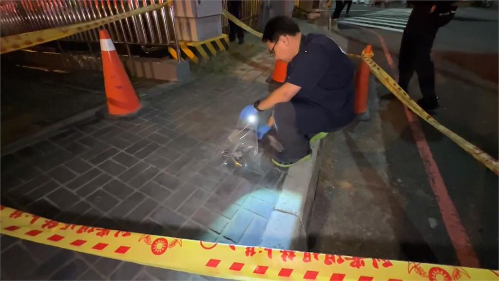 台中深夜驚傳巨大爆裂聲! 人行道「不明物體」遭燃爆