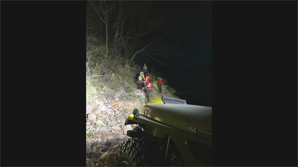 大安溪瀑布垂降繩索斷裂 男子從20米高跌落溪床