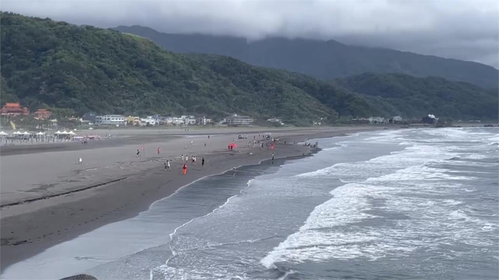 丹娜絲暴風圈觸陸! 基隆宣布海域管禁、海巡拉封鎖線