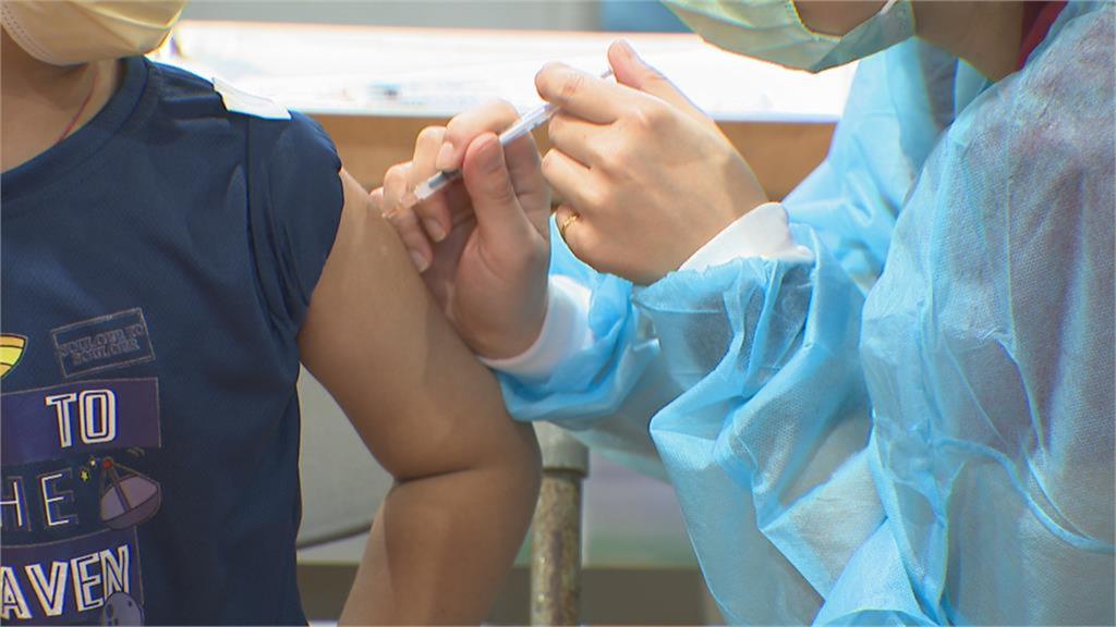 國小童打疫苗委屈喊「對雞蛋過敏」!醫一聽真相笑了:哩系咧