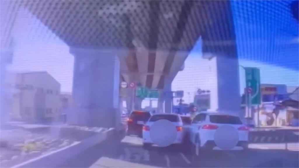 超商購物下車沒熄火　不到半小時愛車被偷