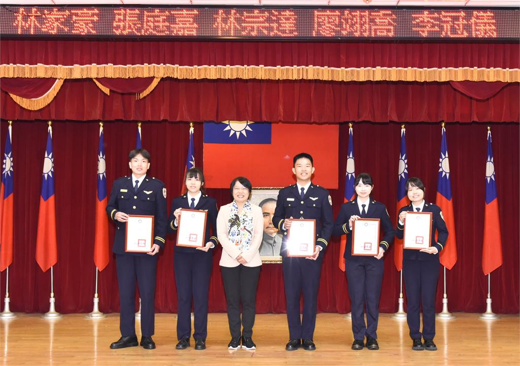 移民署添58名生力軍 劉世芳期許成為優良移民環境的守護者