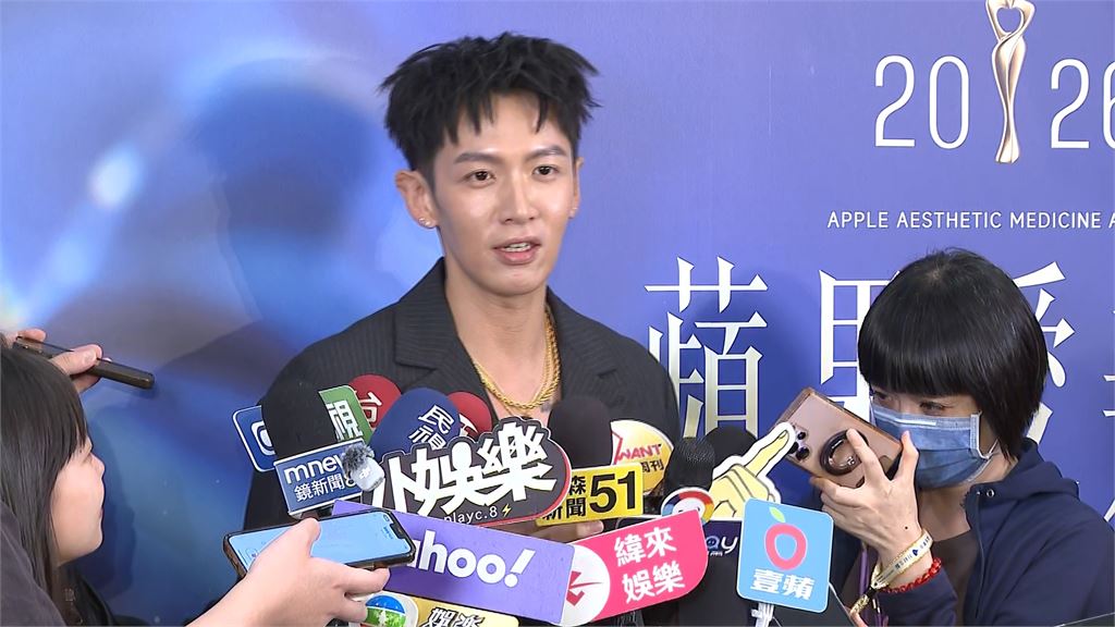 賈永婕立院備詢掀穿衣風波　柯震東、陳美鳳接連力挺