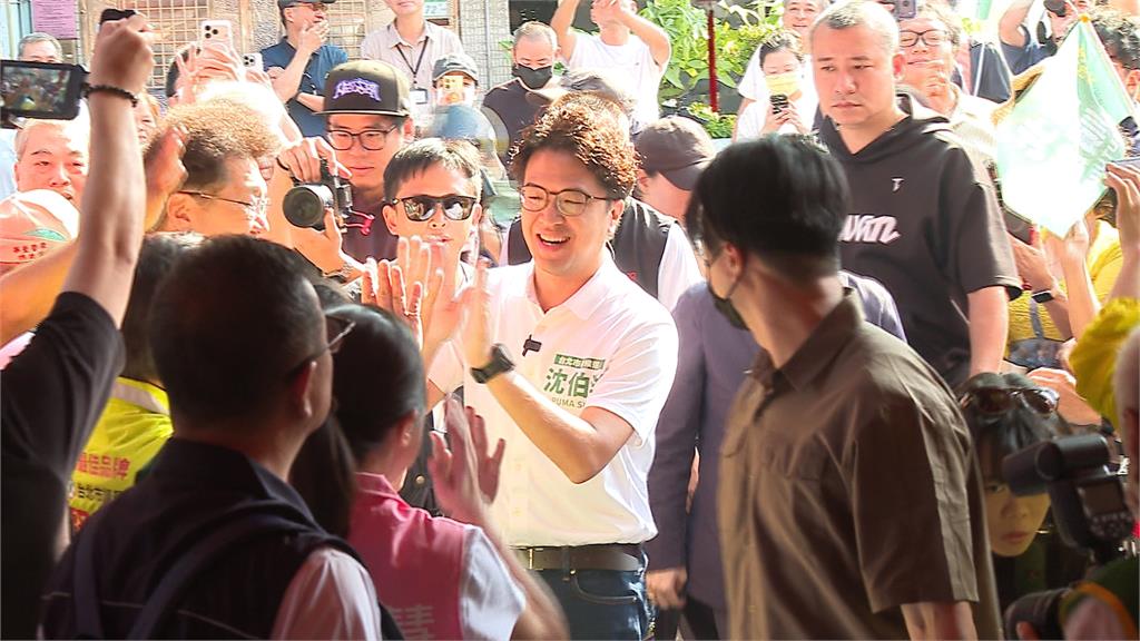 沈伯士林海光宮掃街！　洋流頭香「憂簽嘸名」5：30就排隊