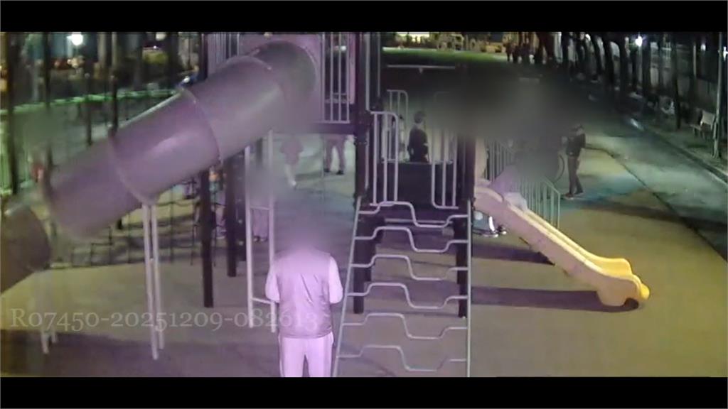 公園男爆氣「揪少年衣領+推人」　遭勸阻嗆：我叫黑道來