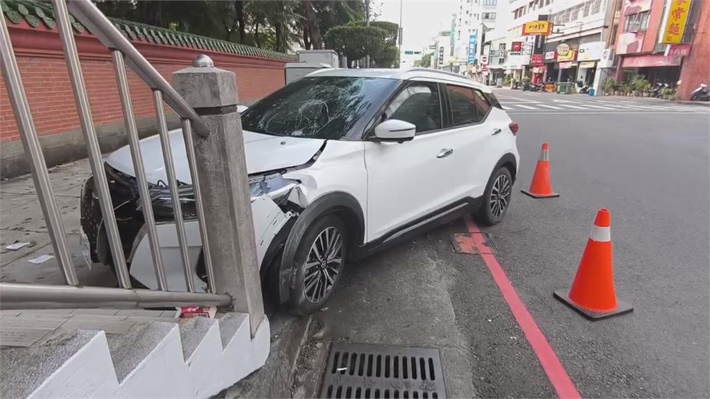 台中毒駕車禍撞3行人受傷　駕駛想逃遭熱心民眾壓制