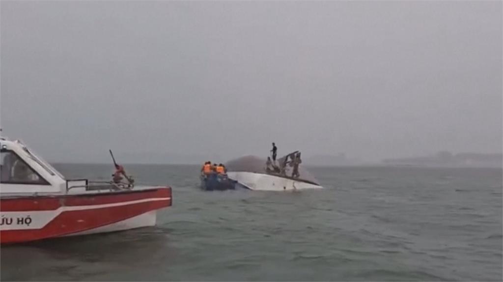 越南下龍灣旅遊船翻覆　35死4失蹤　男童困船艙4小時「奇蹟生還」