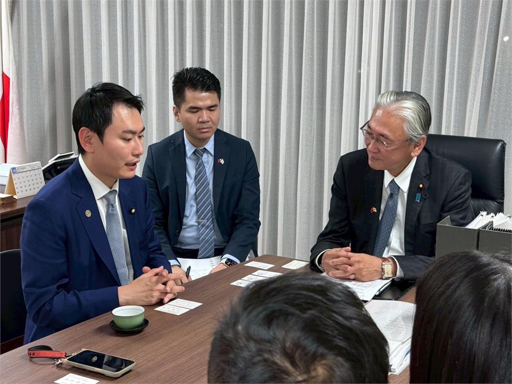 快新聞／民進黨青年局率團拜會日華懇會長　雙方討論教育、文化合作