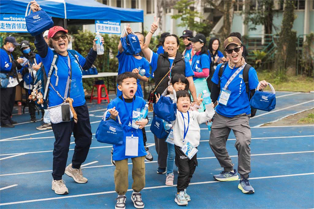 寶礦力健行GO揪上千民眾健康收集四獸山美景！ 6.6公里 熱血揮灑汗水