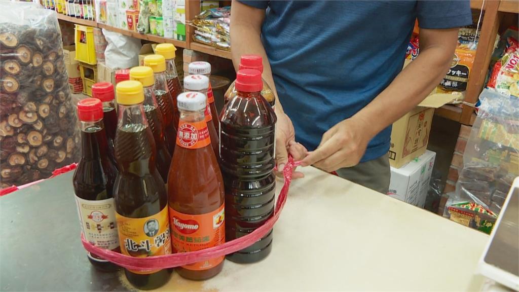 時光仿佛停留半世紀 老雜貨店保留「玻璃瓶綁繩技藝」