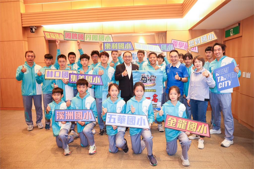 全小運女子鉛球楊棠羽 打破11年大會紀錄一口氣推進70公分 穀保家商棒球隊王貞治