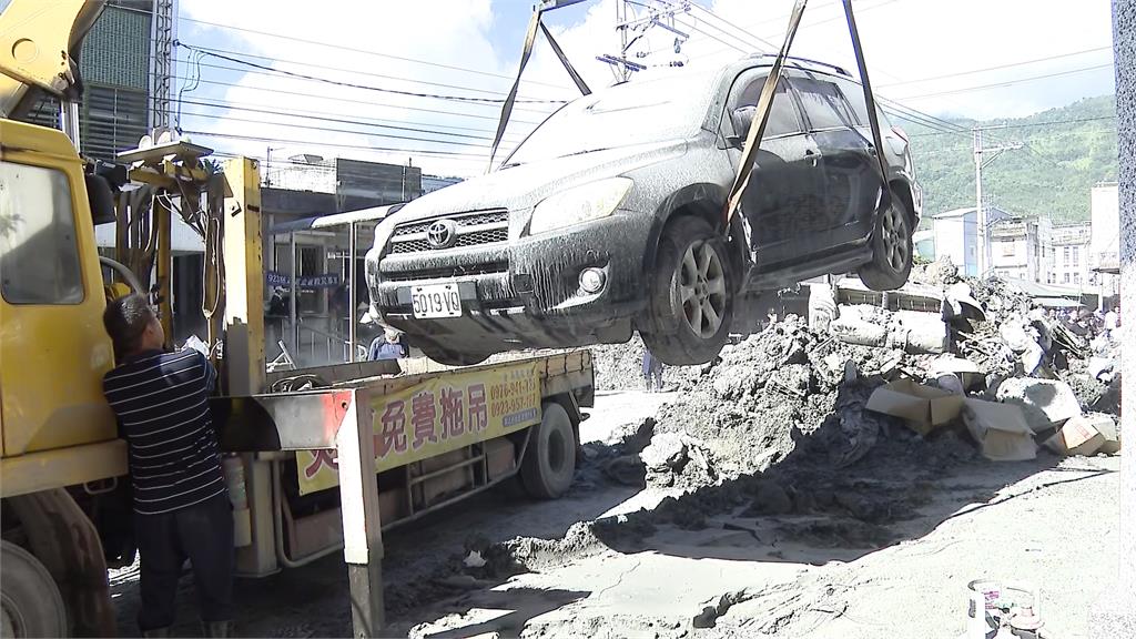 南投遠赴花蓮免費協助！　「拖吊超人」3天助逾10輛車