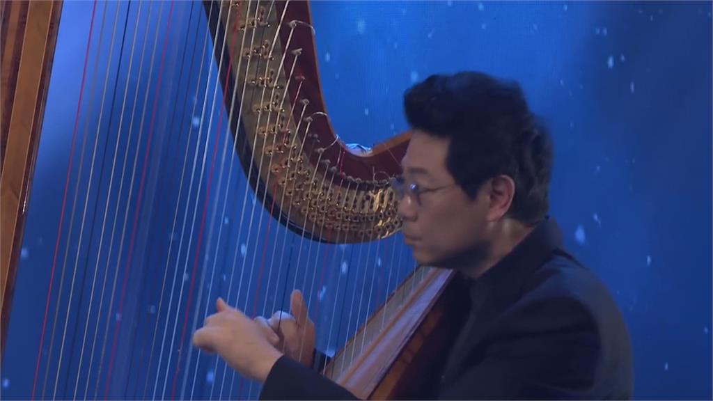 灣聲樂團李哲藝熱愛棒球! 曾與澎恰恰參加明星棒球賽