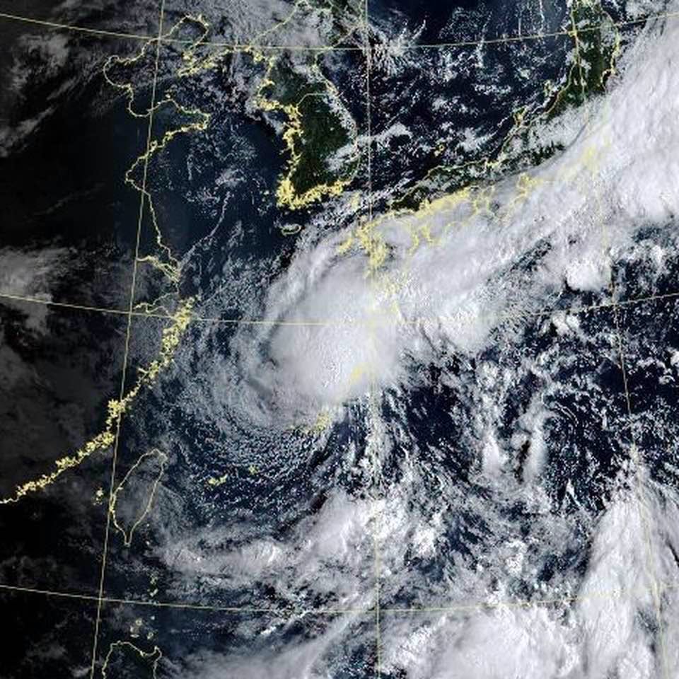 科羅旺詭繞「增肥長大了」！雲圖「一大片白層狂拉」專家驚揭1特徵影響後果