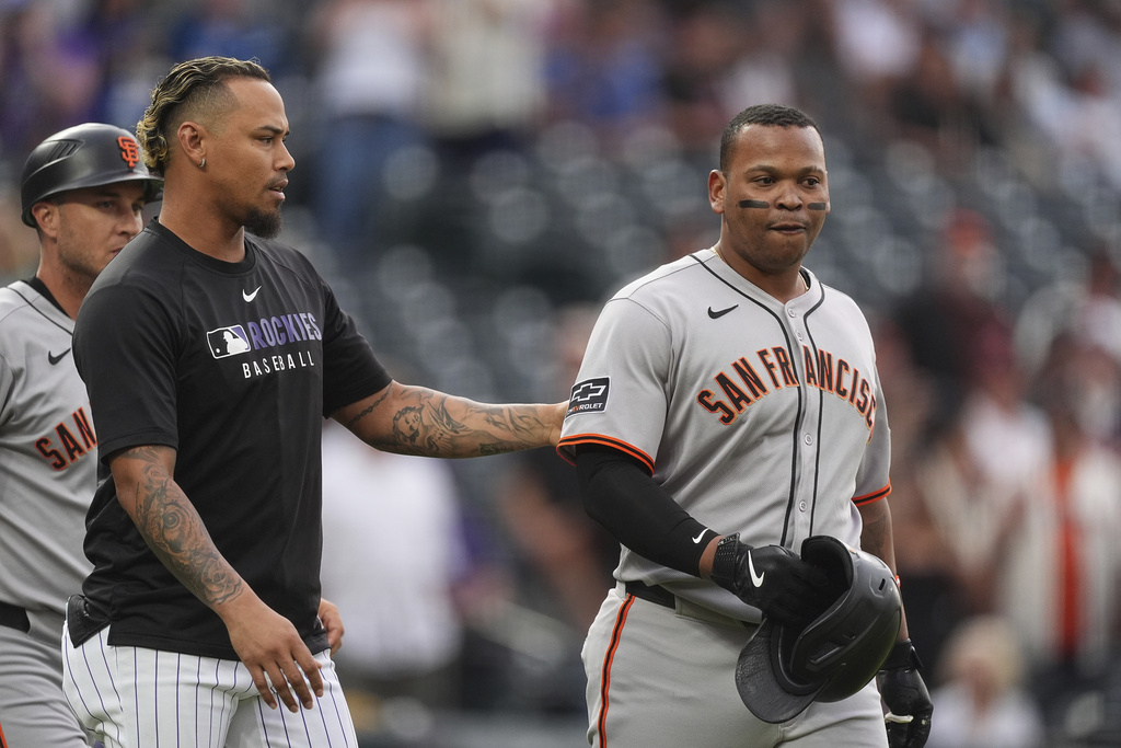 MLB(影)/打出全壘打後準備打架!巨人落磯開場就爆火拚 三人遭驅逐場面有如格鬥