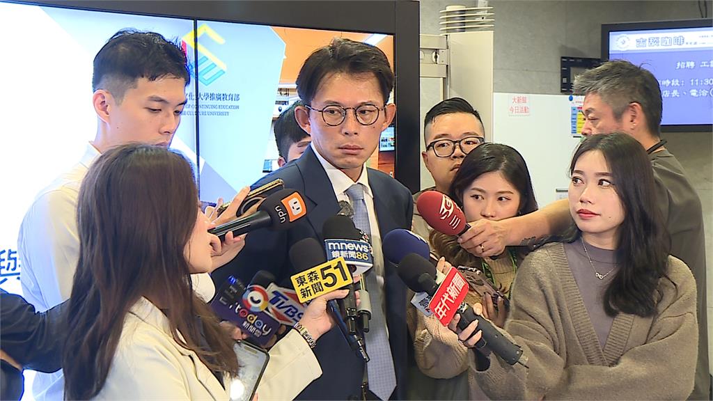 黃國昌吃了炸彈? 對外嗆記者、對內嗆綠營...每天火氣大