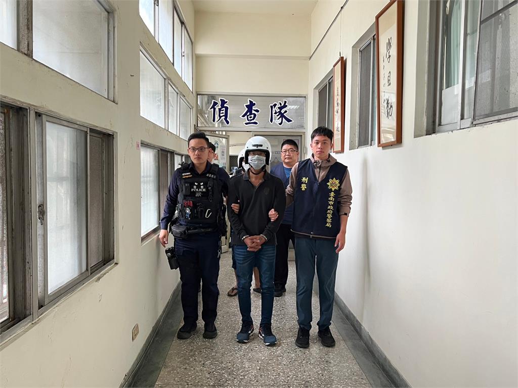 妻報案「我丈夫被擄走了」 警靠手機定位2小時內攔車救人