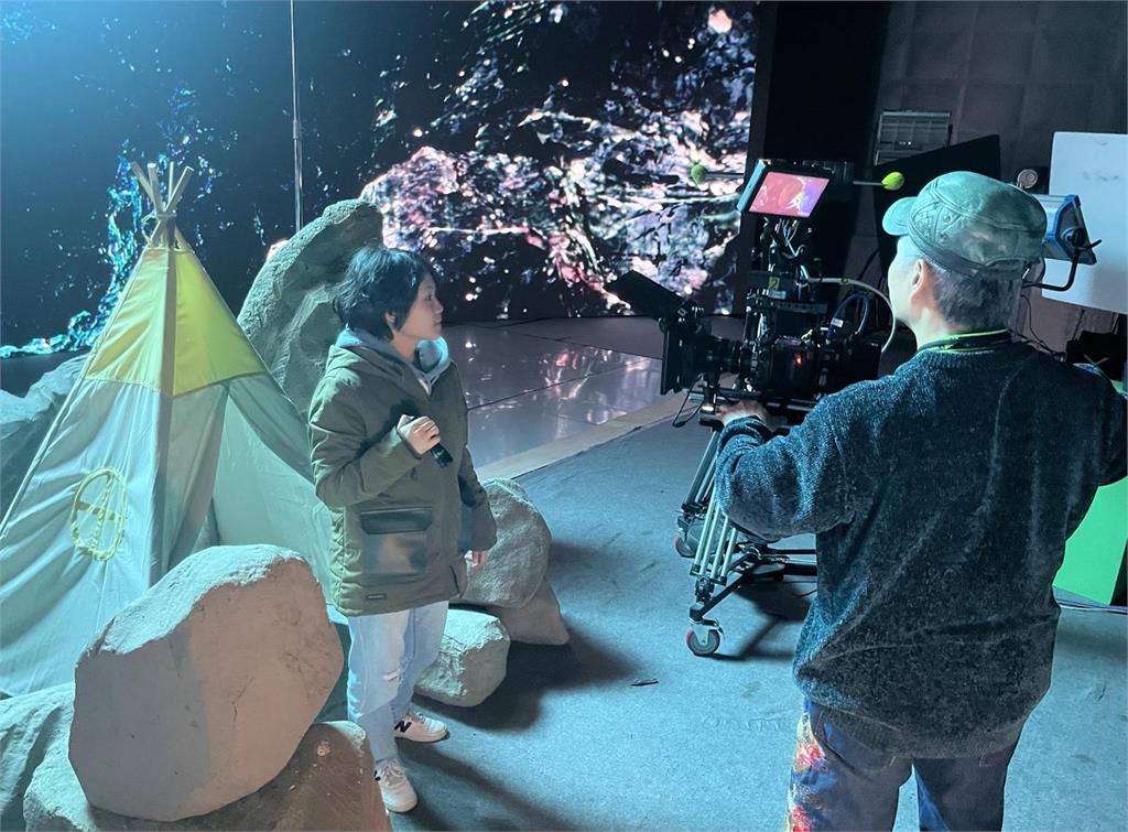 教學直通產業現場！台藝大廣電系主任陳靖霖前進《民視虛擬棚》實戰學習