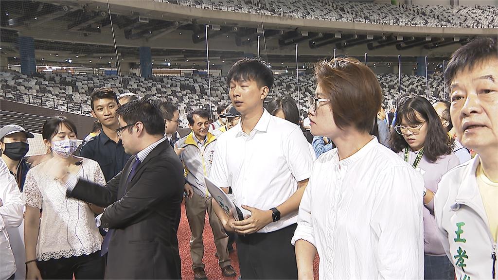 大巨蛋開蛋在即問題多 議員考察直言「不及格」!