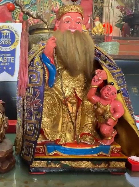 獨家!全台唯一「土地公牽囝仔ㄟ」在宜蘭三星 象徵寓意曝光
